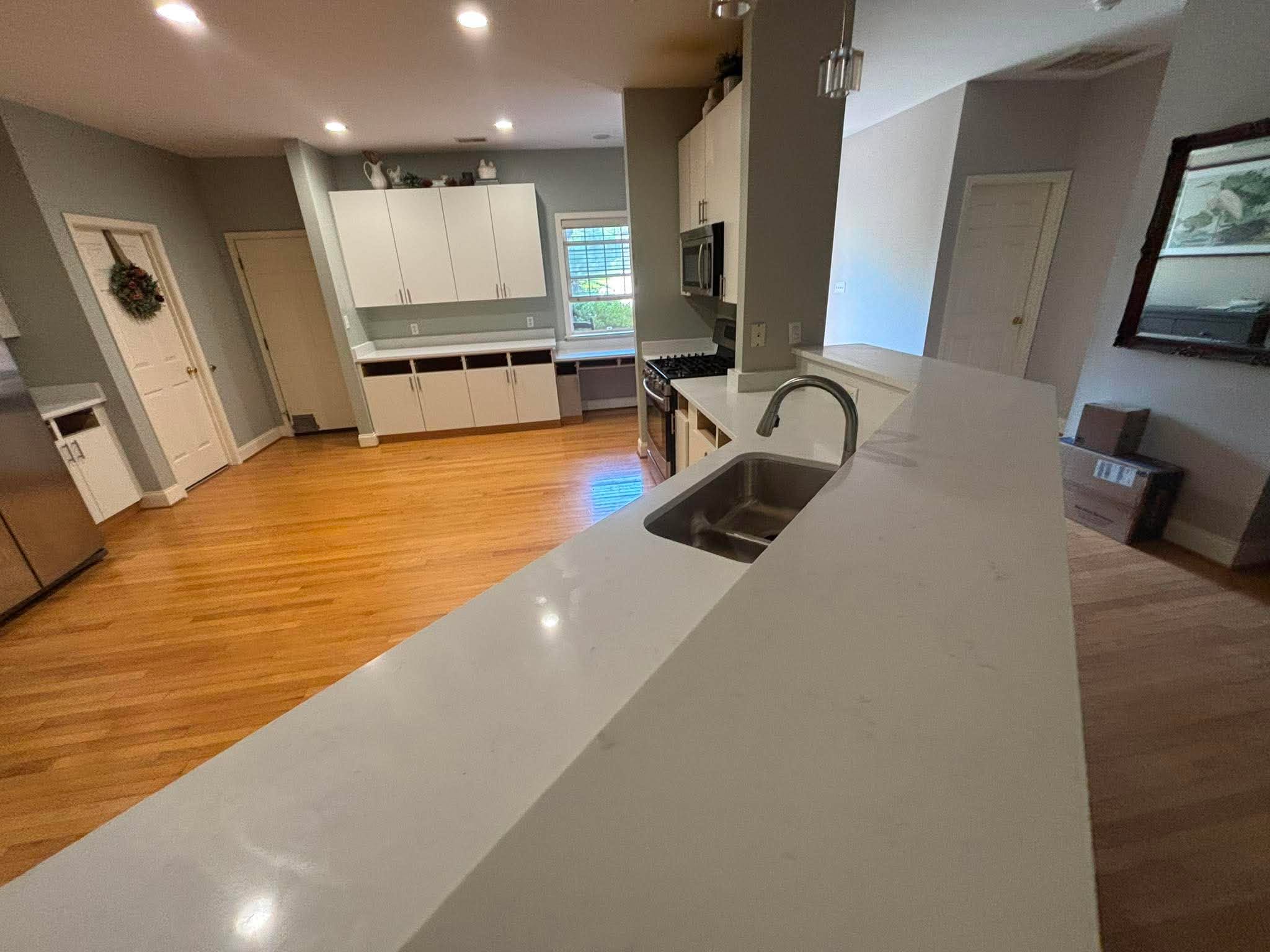 Columbia kitchen remodel in Shadow PQ quartz