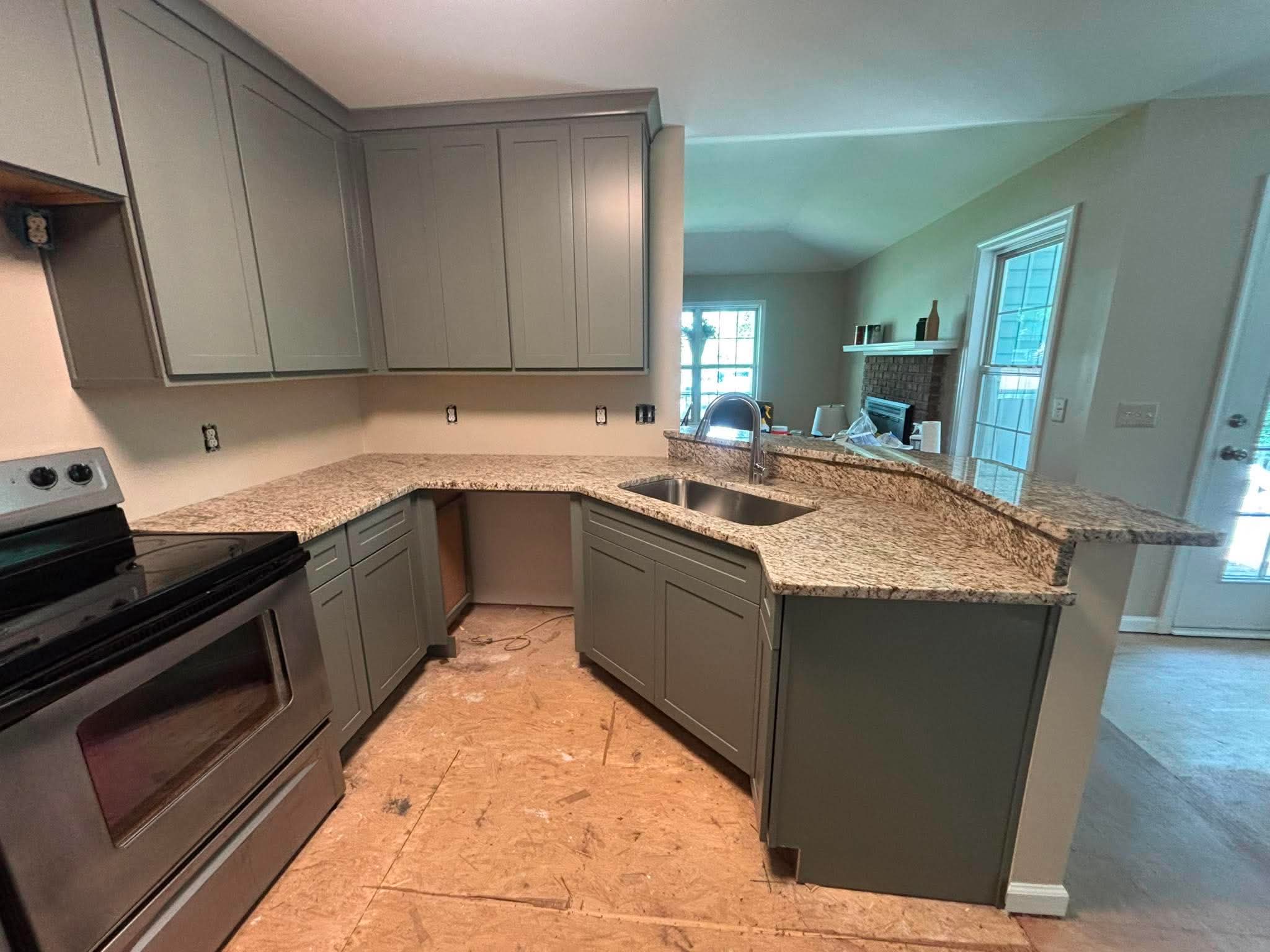 Lexington kitchen in ornamental yellow granite